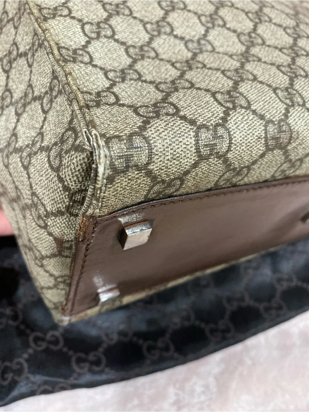 Gucci GG Supreme Canvas Tote Bag